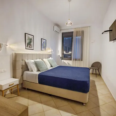 Horizon Studios Apartment Rodakino