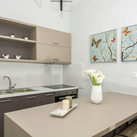 Horizon Studios Apartment *